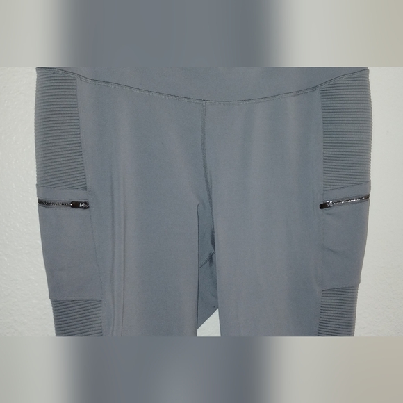 OLD NAVY ACTIVE GO DRY LEGGINGS, GRAY, SIZE XXL TALL, NEVER WORN - Picture 5 of 10